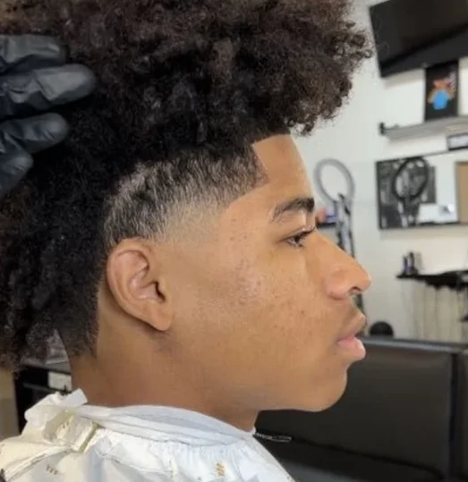 Fade haircut by Chunckdidit